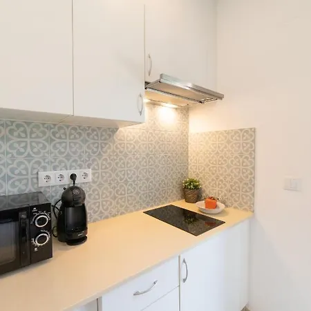 Hill House - No. 599d * Lisboa